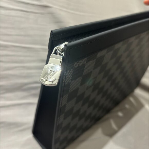 Louis Vuitton Clutch - Picture 5 of 7